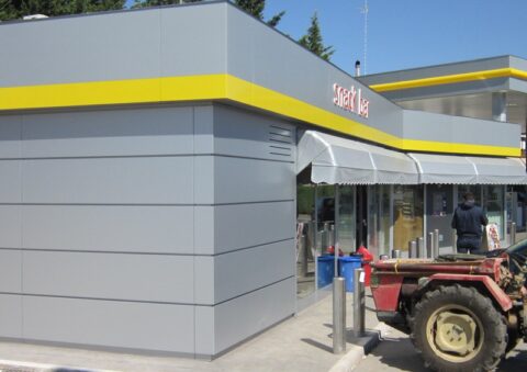 Stazione di servizio AGIP