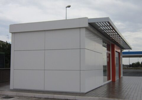 stazione di servizio Tamoil adelfia