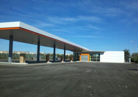 stazione di servizio bitonto